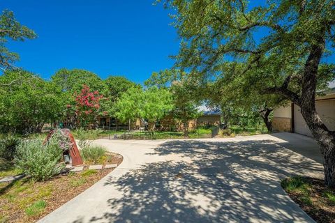 165 Highridge LN Fredericksburg TX 78624