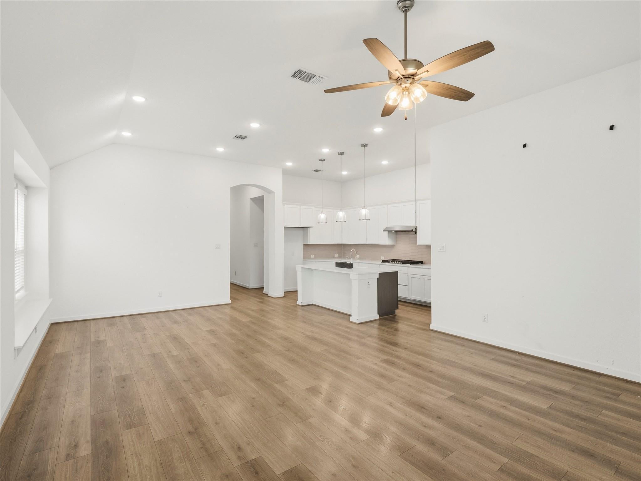 606 Biscayne Bay BND