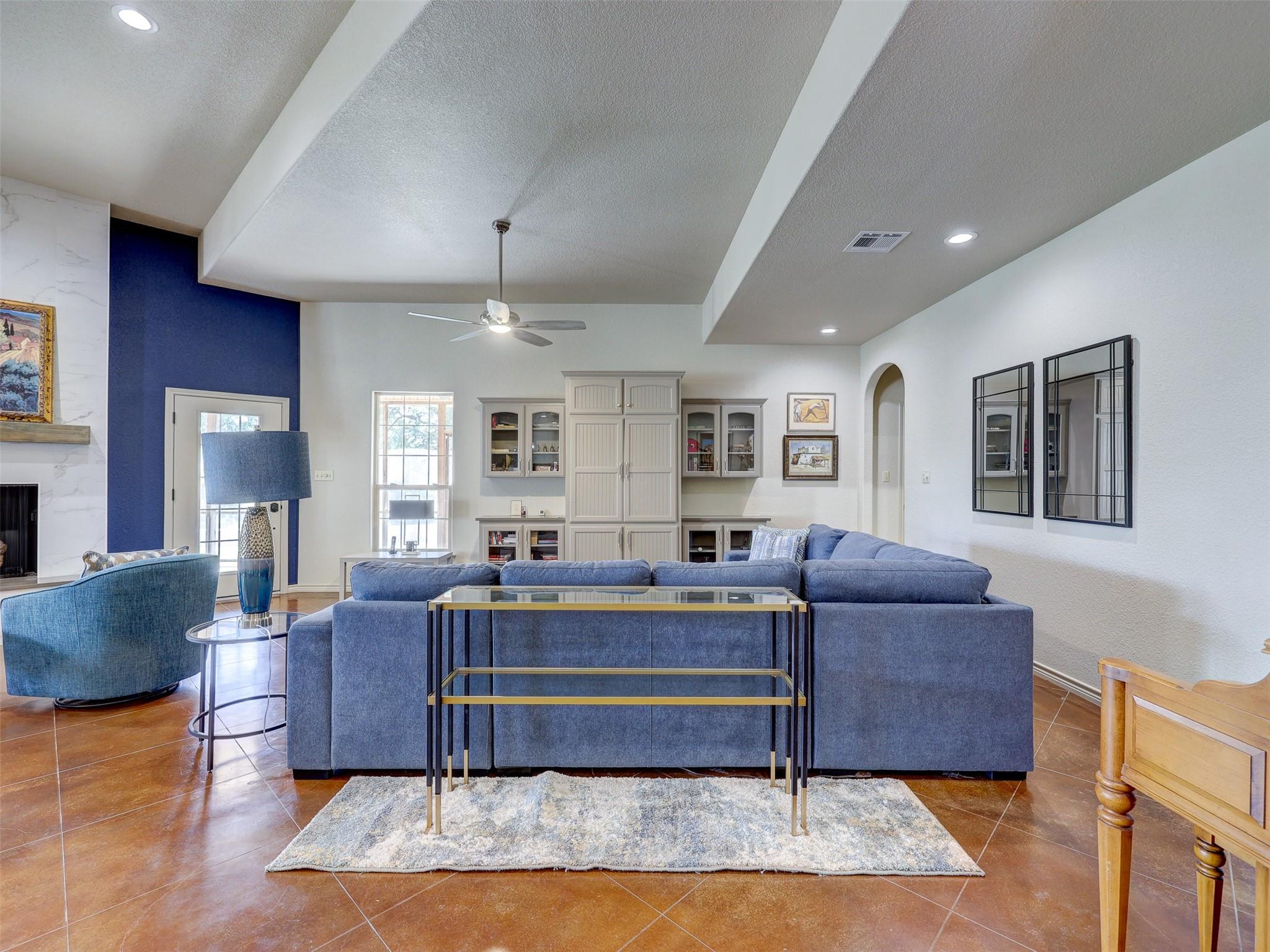 8841 Brewer LN