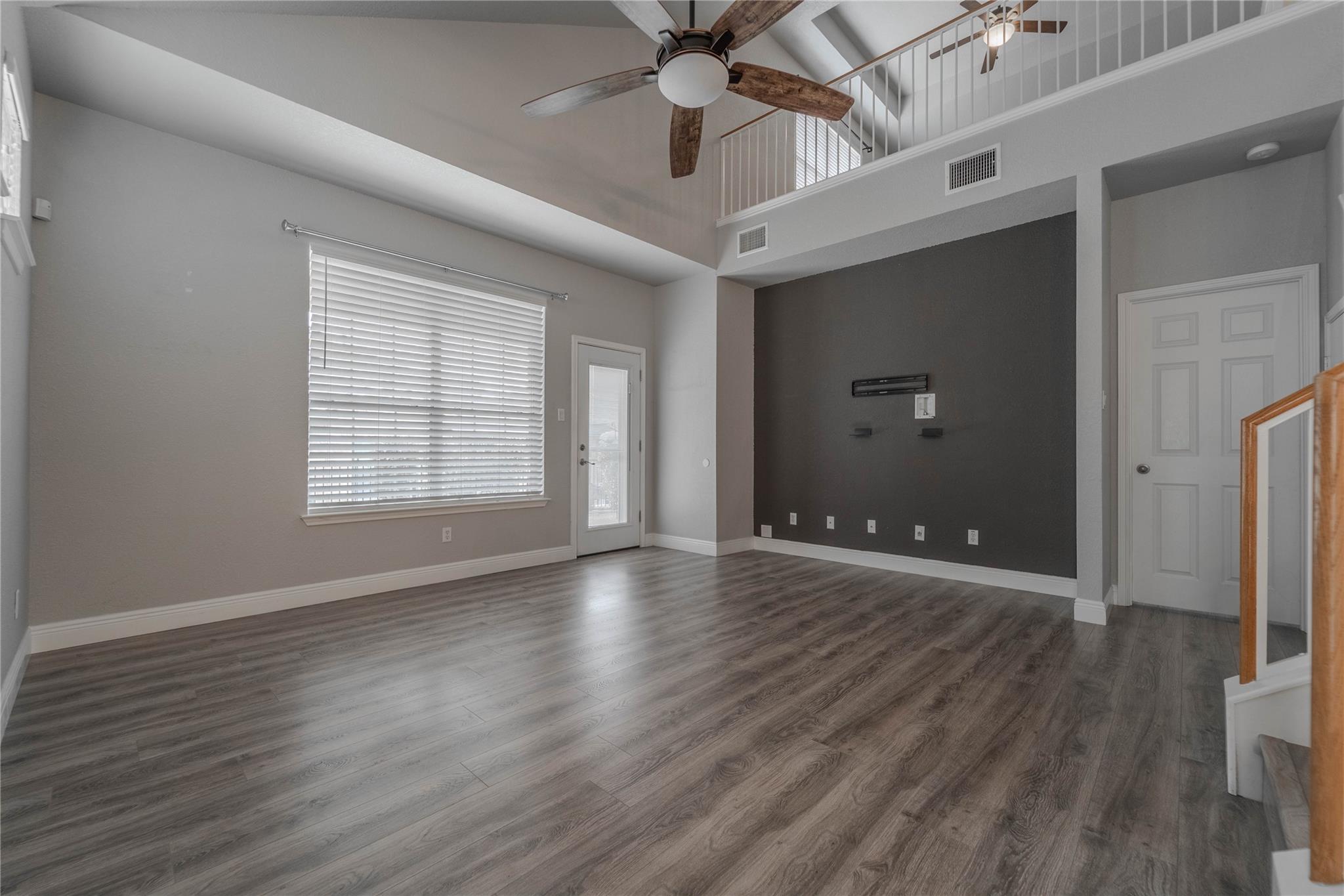 16100 S Great Oaks DR 2003