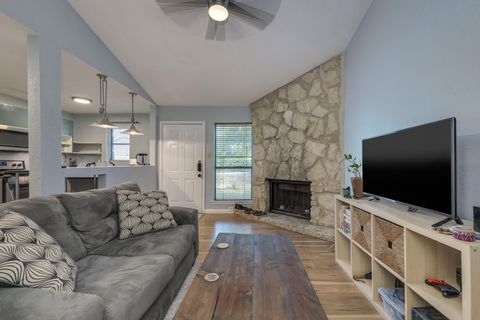 Tiny photo for 4307 1st ST S #101, Austin, TX 78745 (MLS # 3277542)