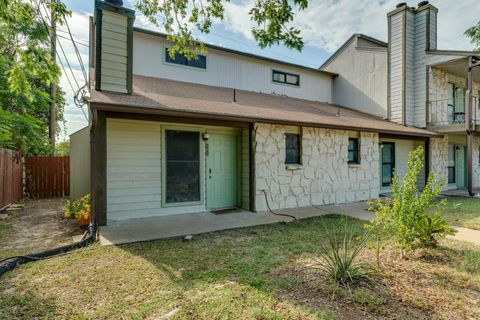 Photo of 4307 1st ST S #101, Austin, TX 78745 (MLS # 3277542)