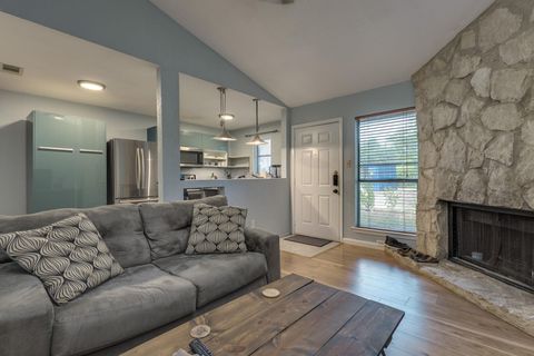 Tiny photo for 4307 1st ST S #101, Austin, TX 78745 (MLS # 3277542)