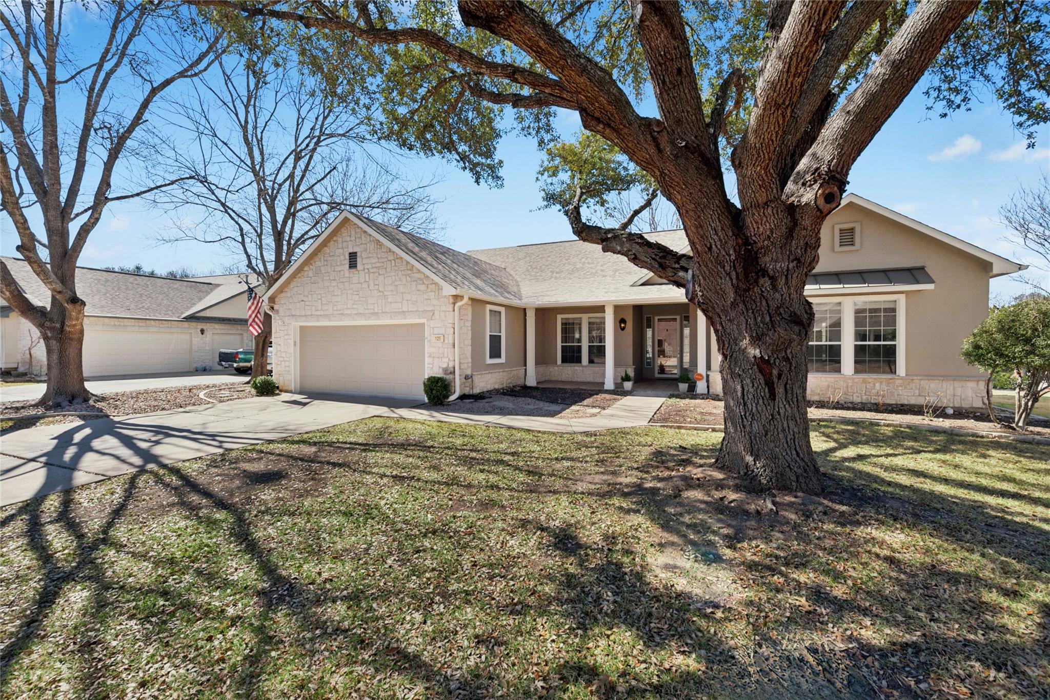 125 Crystal Springs DR