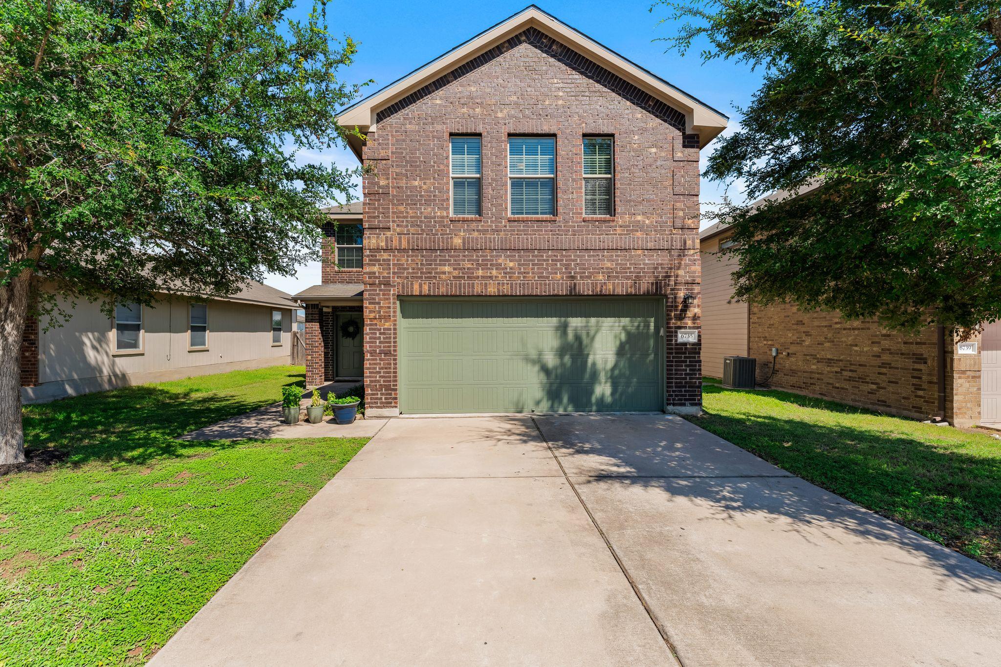 6735 Plains Crest DR