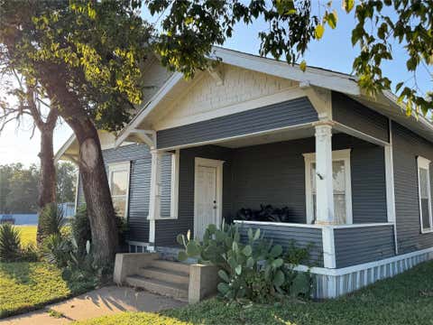 Photo of 204 W Westhill DR W #204, Cleburne, TX 76033 (MLS # 9760007)