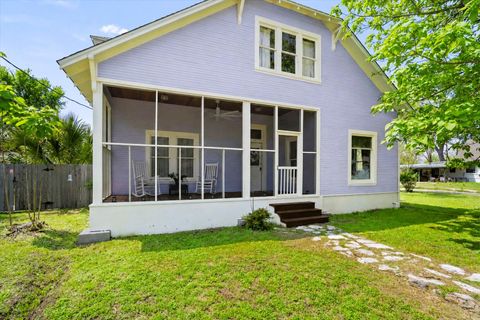 901 Kimbro ST Taylor TX 76574