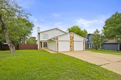 Photo of 2102 Kenneth Ave #A, Austin, TX 78741 (MLS # 9517976)