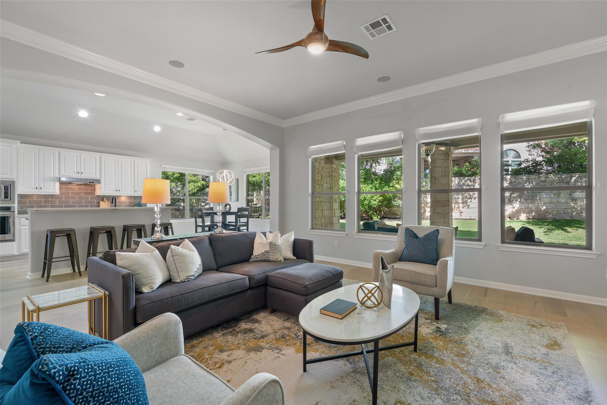 24 Falling Oaks TRL