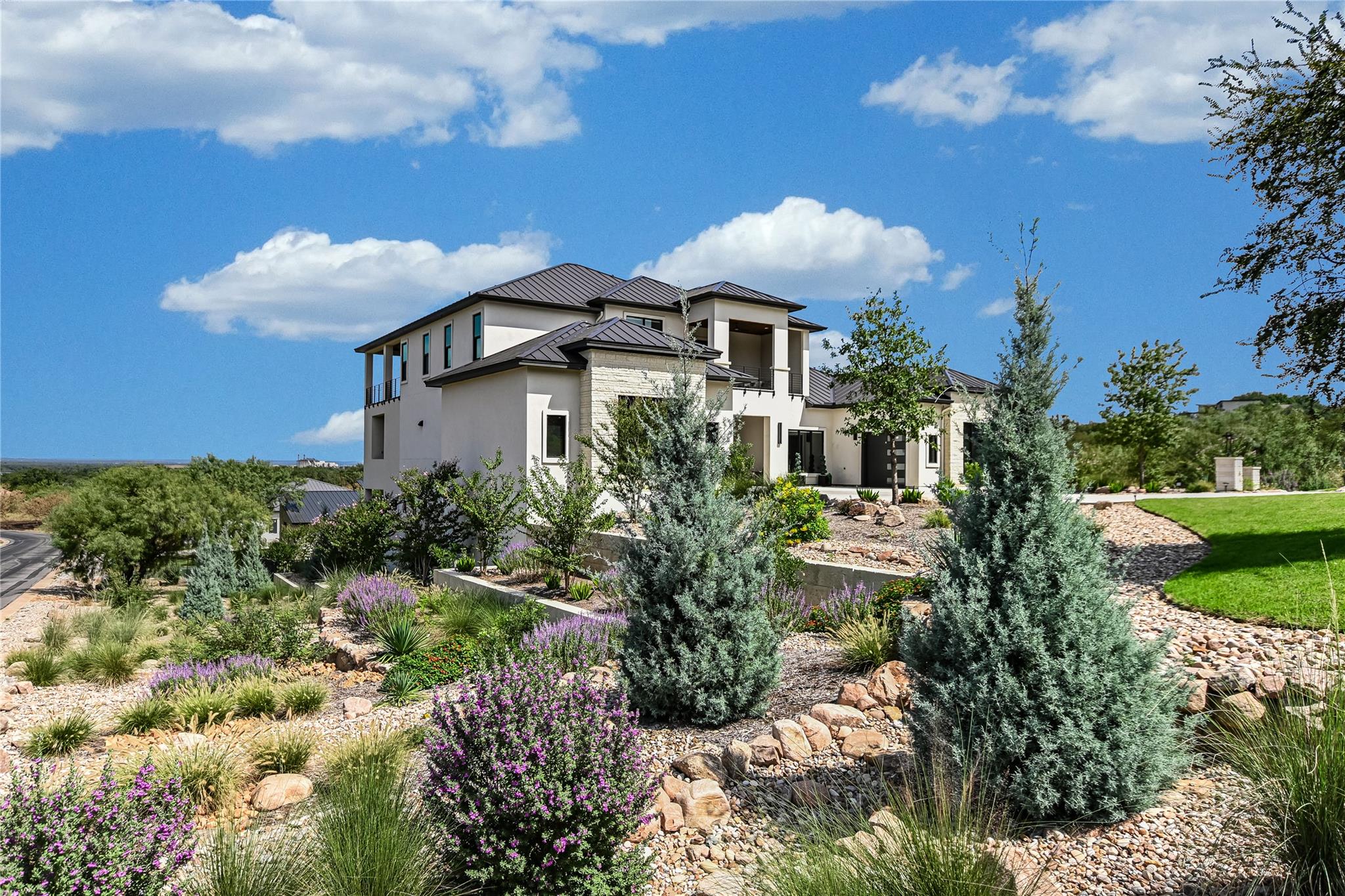 101 Shadow MTN