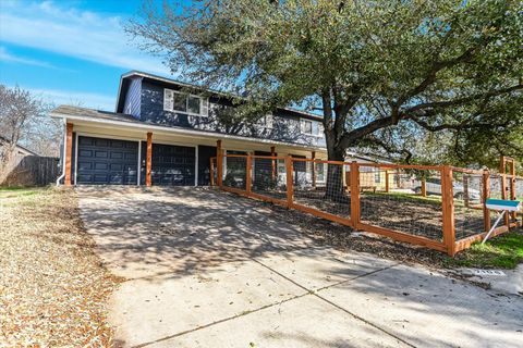 Photo of 7105 Meadowood DR, Austin, TX 78723 (MLS # 5638998)