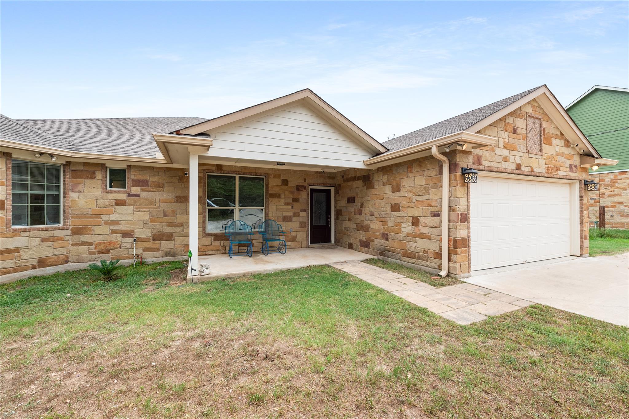 120 Leisure LN
