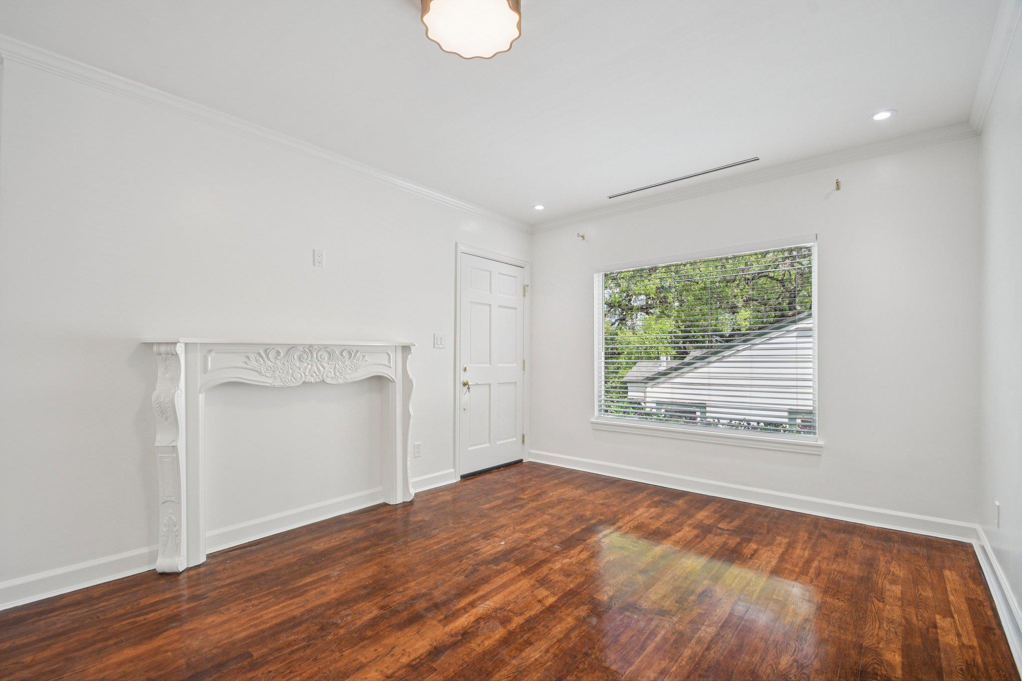 1205 Alta Vista Ave B