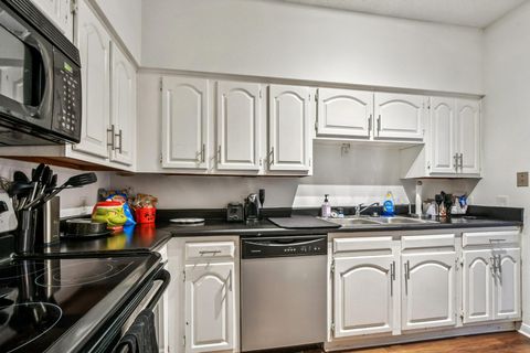 Tiny photo for 1910 Robbins PL #301, Austin, TX 78705 (MLS # 5178065)