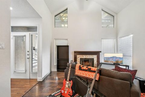 Tiny photo for 1910 Robbins PL #301, Austin, TX 78705 (MLS # 5178065)