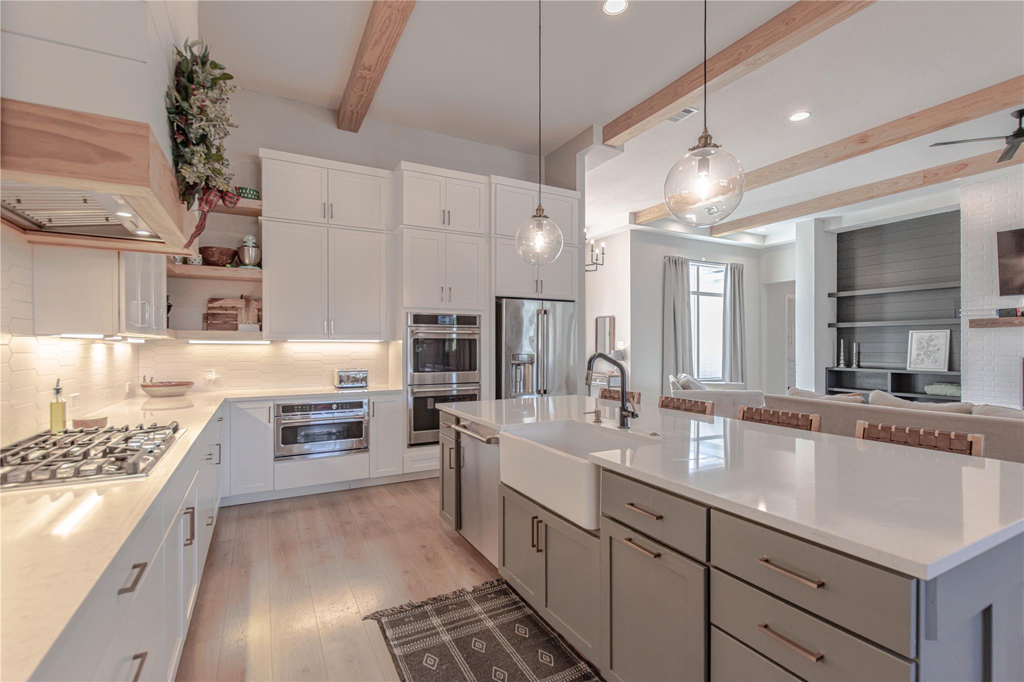 105 Taylor Creek WAY