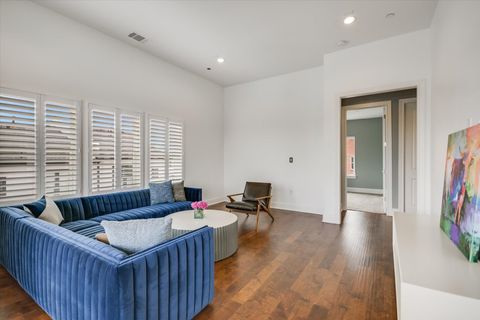 Tiny photo for 1023 Juniper ST, Austin, TX 78702 (MLS # 2499338)