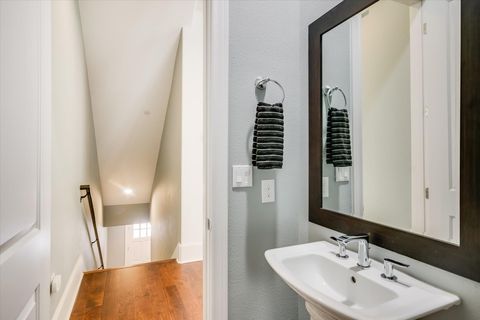Tiny photo for 1023 Juniper ST, Austin, TX 78702 (MLS # 2499338)
