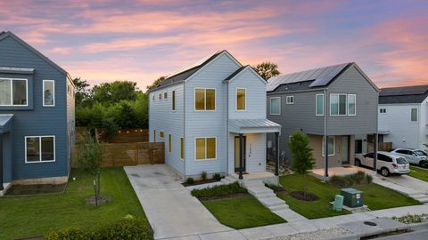 1194 Sarabeth WAY Austin TX 78721