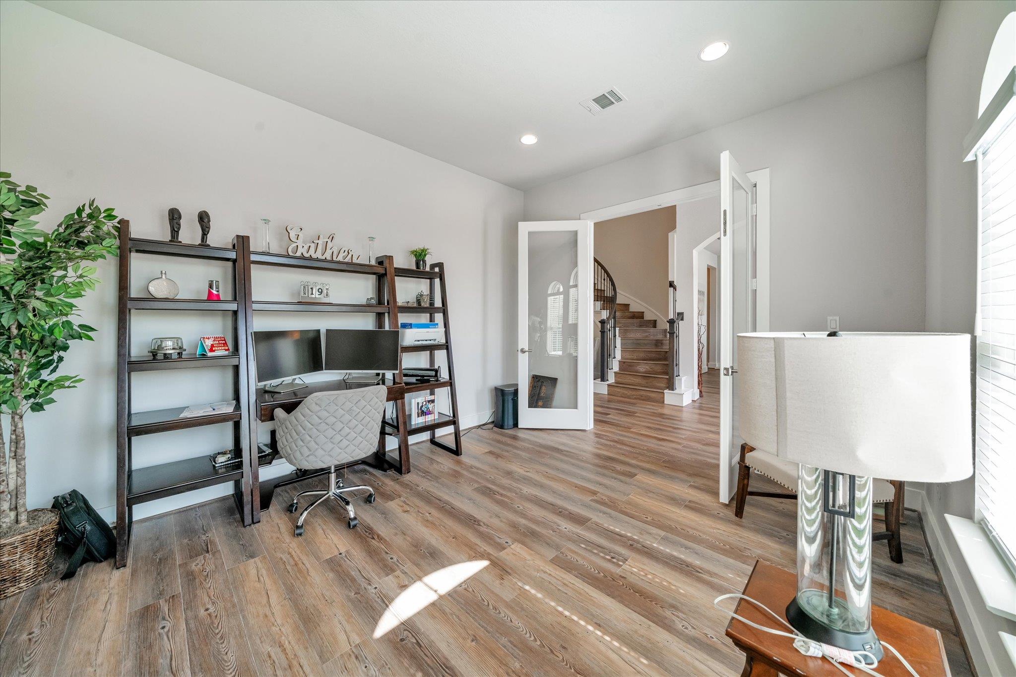 110 Gaston DR