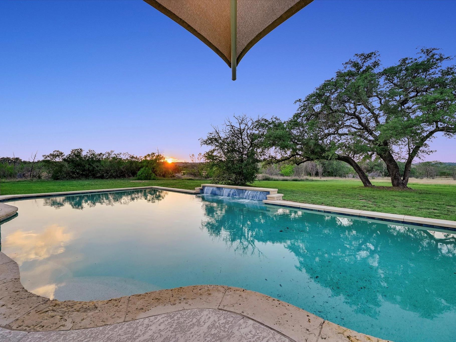 312 Paleface Point DR