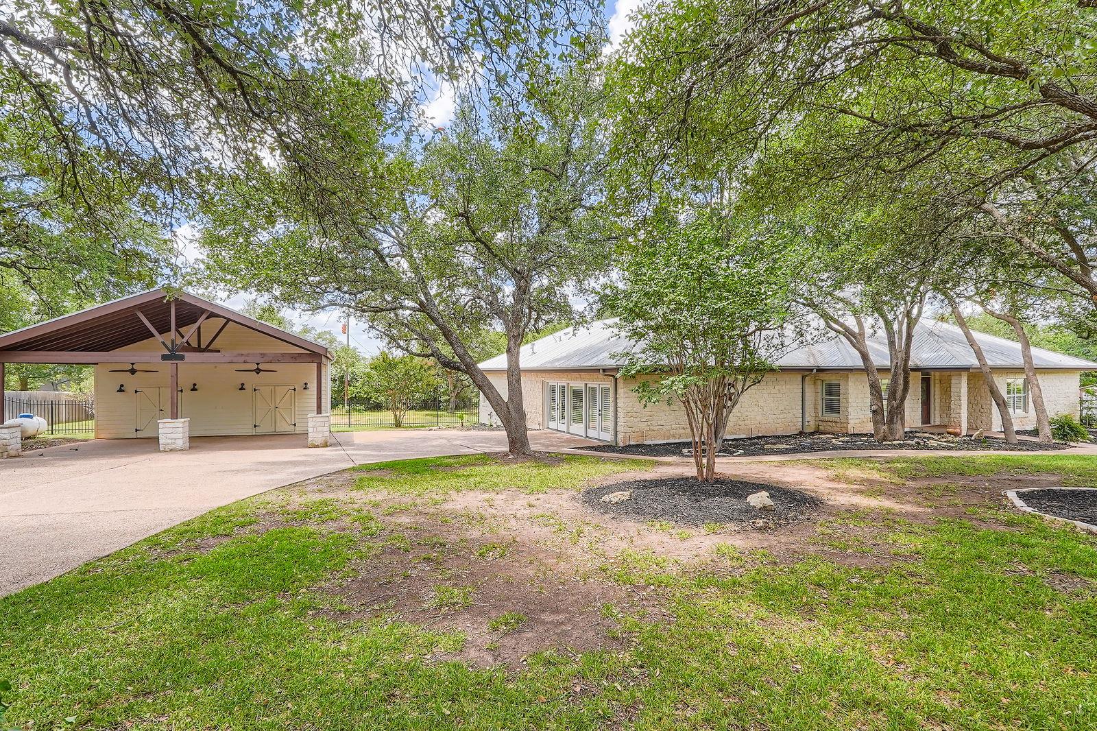 4 Longhorn DR