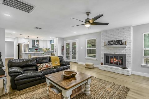 Tiny photo for 5001 Dull Knife DR, Austin, TX 78759 (MLS # 7153886)