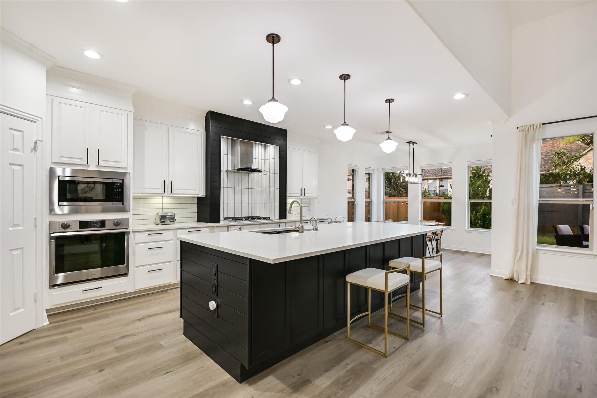 Round Rock, Texas 78665, United States, 4 Bedrooms Bedrooms, ,4 BathroomsBathrooms,Residential,Active,247314