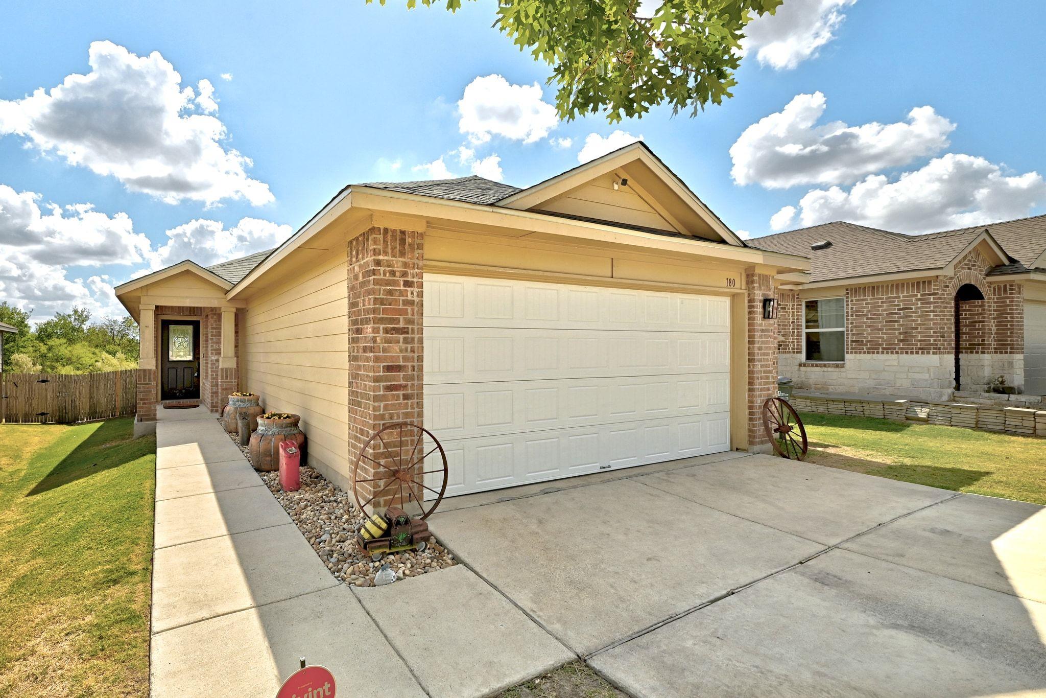 180 Lake GLN