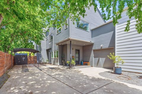 Photo of 2806 W 44th St ST W #B, Austin, TX 78731 (MLS # 8574665)