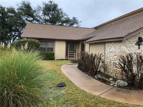 Photo of 1 Oaks PL, Lago Vista, TX 78645 (MLS # 5336656)