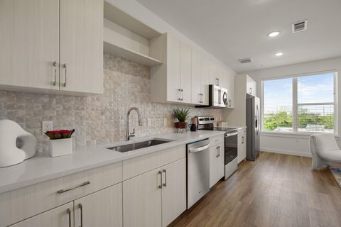 Tiny photo for 6324 N Lamar BLVD #209, Austin, TX 78752 (MLS # 5828920)