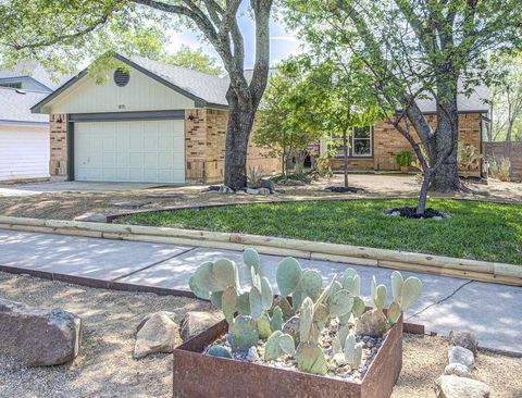 1815 Michael Wayne DR Austin TX 78728