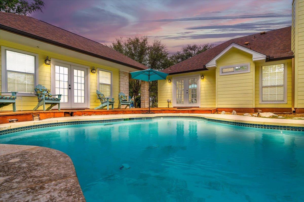 Photo 1 of 24 — 18609 Venture DR, Point Venture, TX 78645