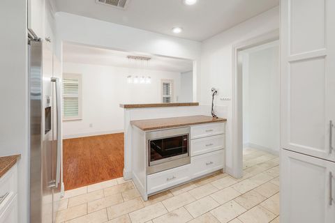 Tiny photo for 3601 Peregrine Falcon DR, Austin, TX 78746 (MLS # 7570039)