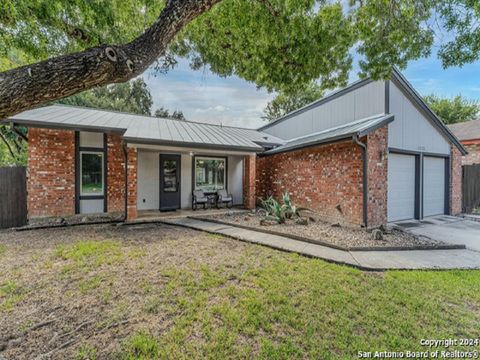 13123 LARKABBEY ST San Antonio TX 78233