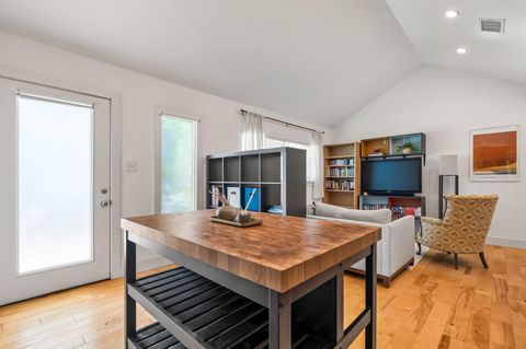 Tiny photo for 1307 E 52nd ST #4, Austin, TX 78723 (MLS # 5969164)