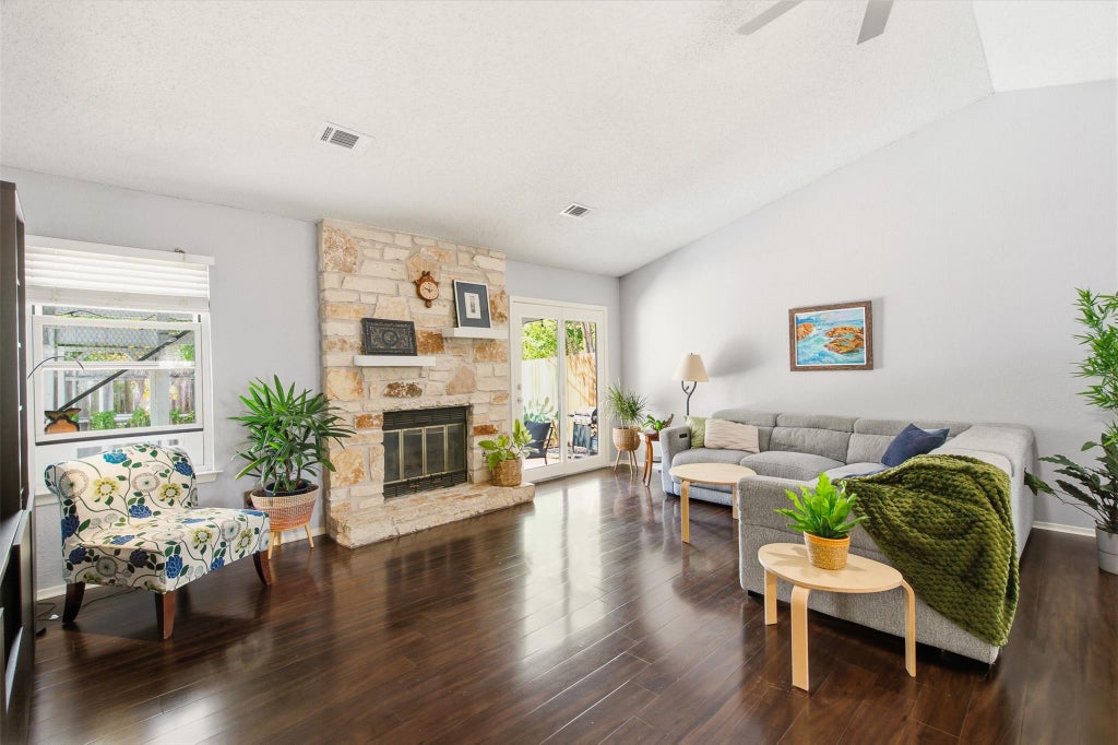 Photo of 4817 Pelham DR, Austin, TX 78727 (MLS # 9242209)