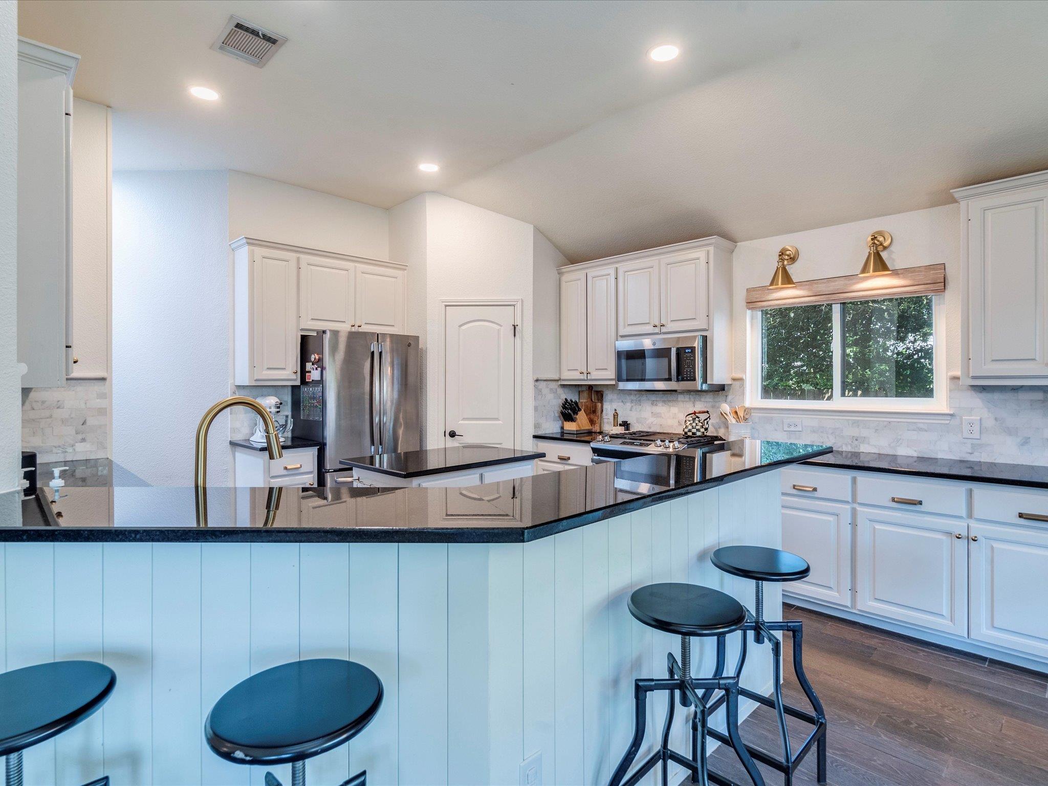 11101 Readvill LN