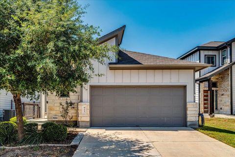 915 Totis RD Austin TX 78748