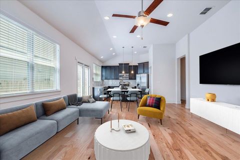 Tiny photo for 915 Totis RD, Austin, TX 78748 (MLS # 7907297)