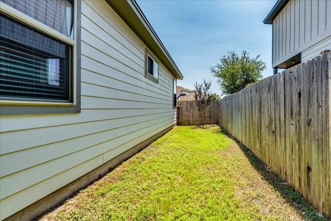 Tiny photo for 915 Totis RD, Austin, TX 78748 (MLS # 7907297)