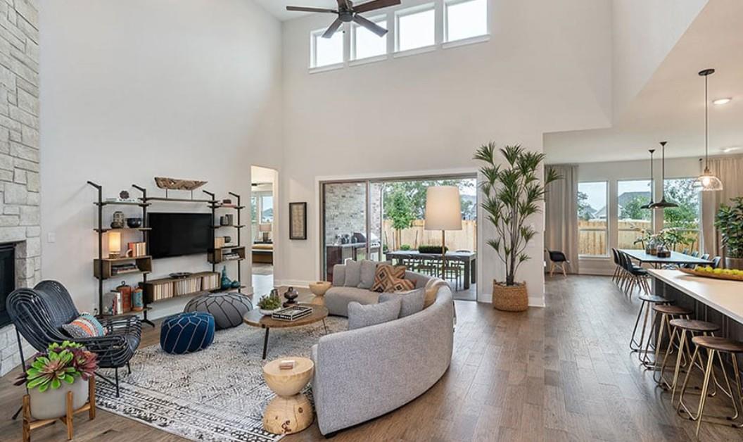 2516 Chiavari WAY