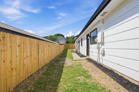 Tiny photo for 5728 Pinon Vista DR, Austin, TX 78724 (MLS # 3167514)