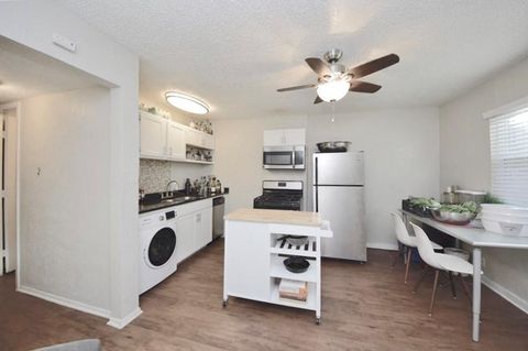 Tiny photo for 2401 Manor RD #132A, Austin, TX 78722 (MLS # 8125183)
