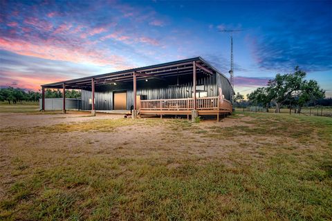 350 Gold Schaefer RD Fredericksburg TX 78624