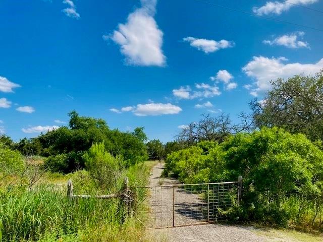 1900 County Road 116B