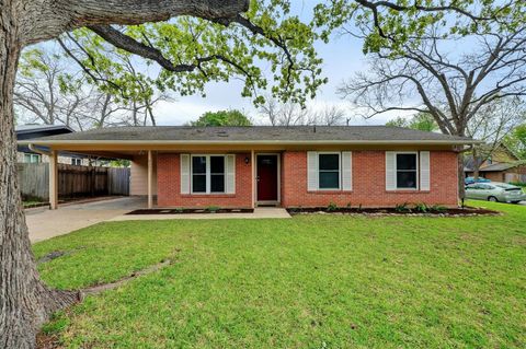 Photo of 8301 Franwood LN, Austin, TX 78757 (MLS # 4632099)
