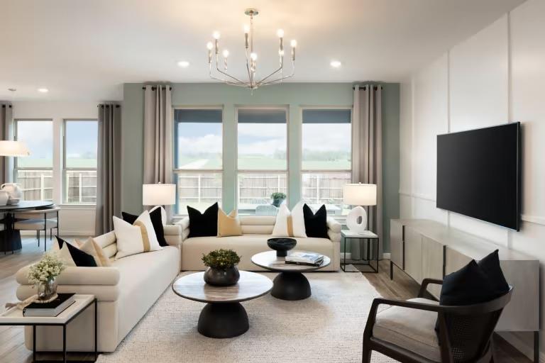 1800 Spring Mountain CV