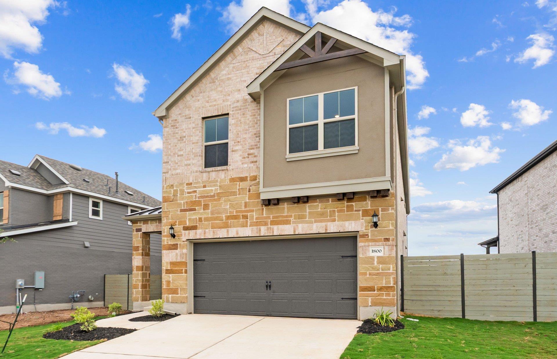 1800 Spring Mountain CV